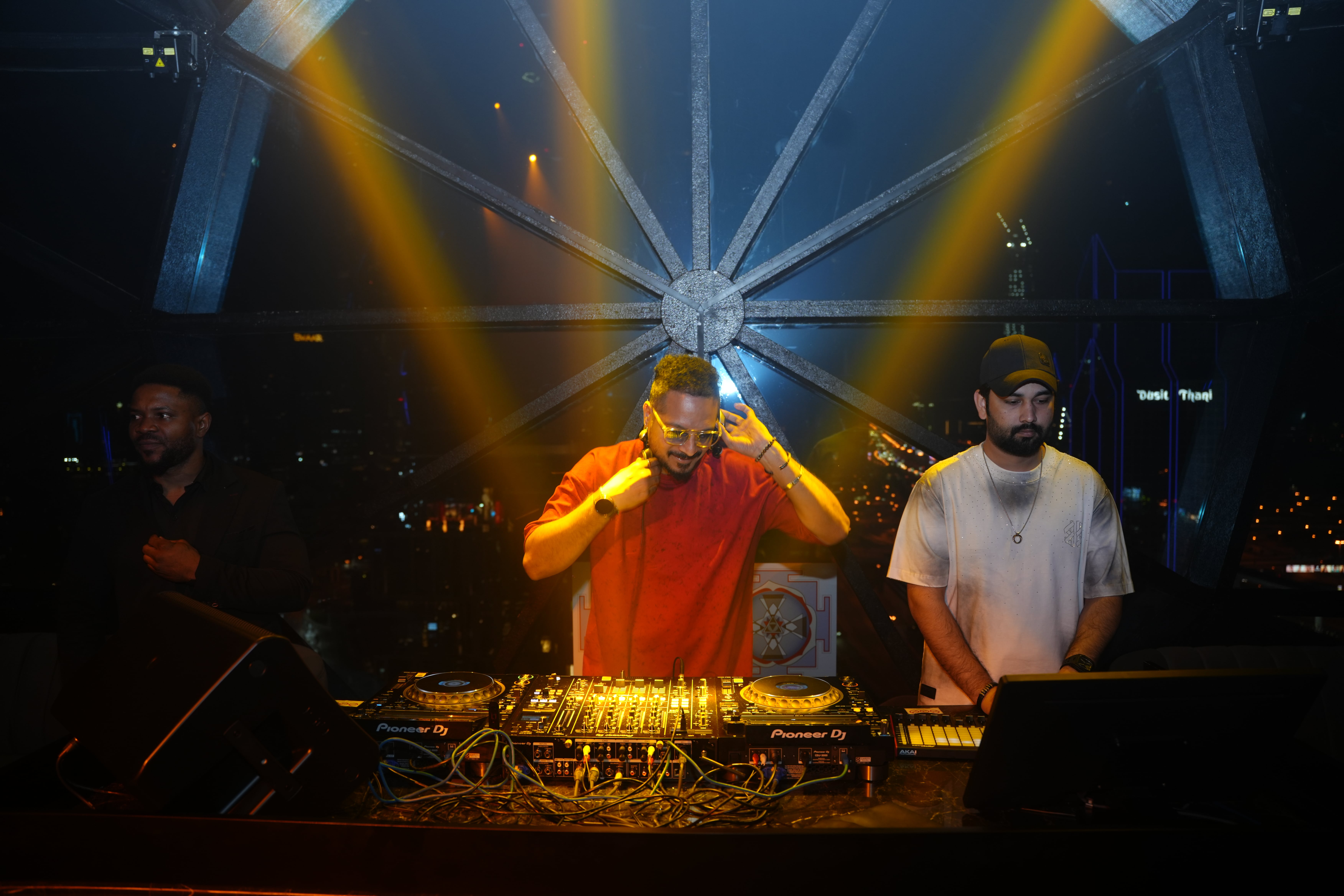 251012 - CKP - opal room - Fotoshoot 10-2025 - 0056.jpg